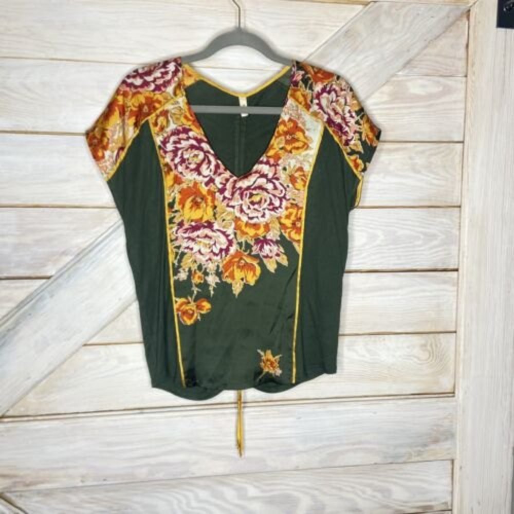 Tiny for Anthro Olive Green Floral Cap Sleeve Top  Gathered Back
